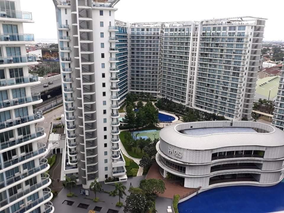 Azure South - Wave Pool - Heart Of The City Paranaque City Exterior foto